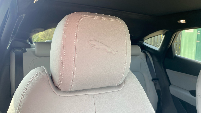Jaguar E-Pace 1.5 P300e R-Dynamic SE 5dr Auto Estate